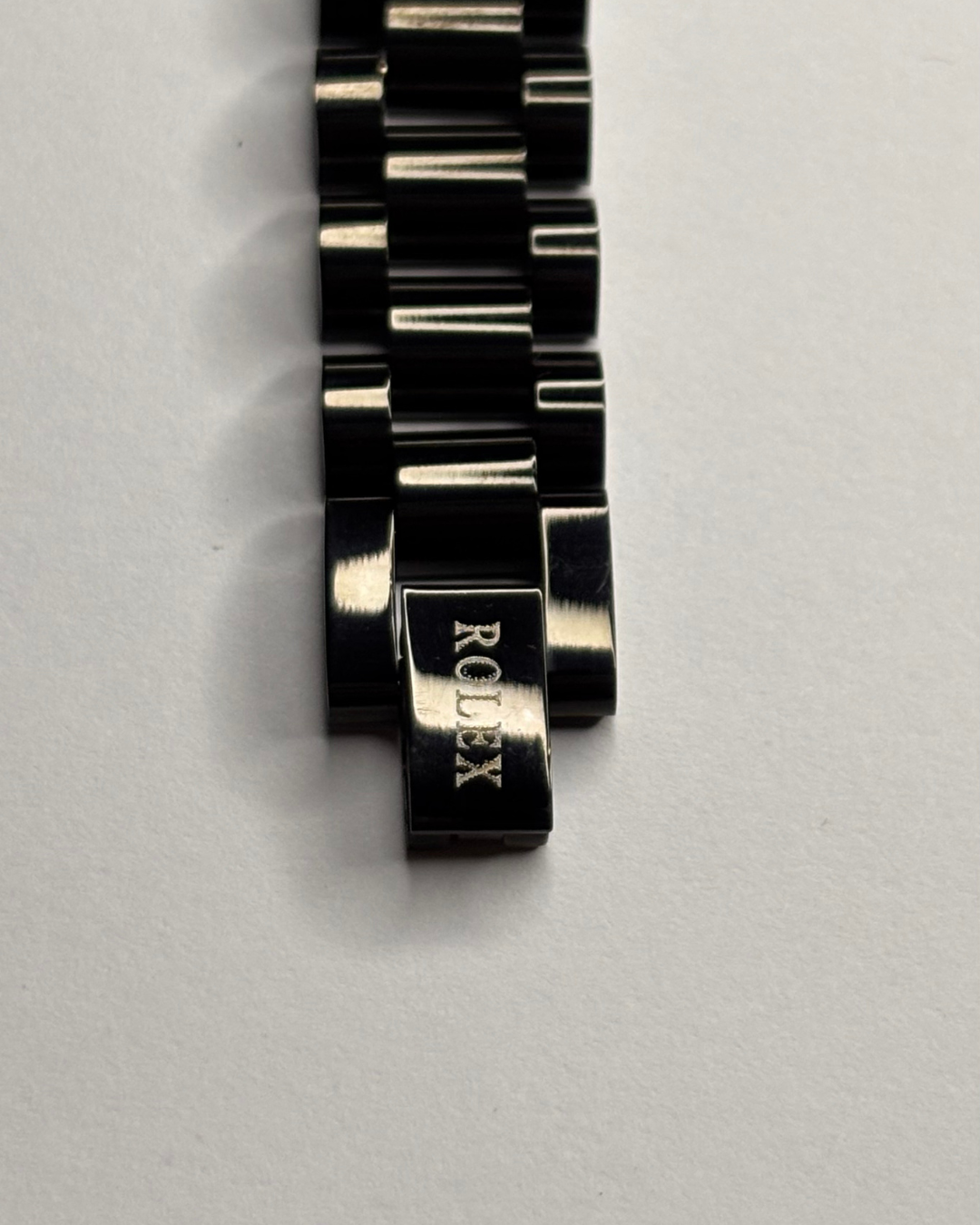 Luxury Rolex Style Bracelet – Timeless Unisex Jewelry (Available in 5 Colors)