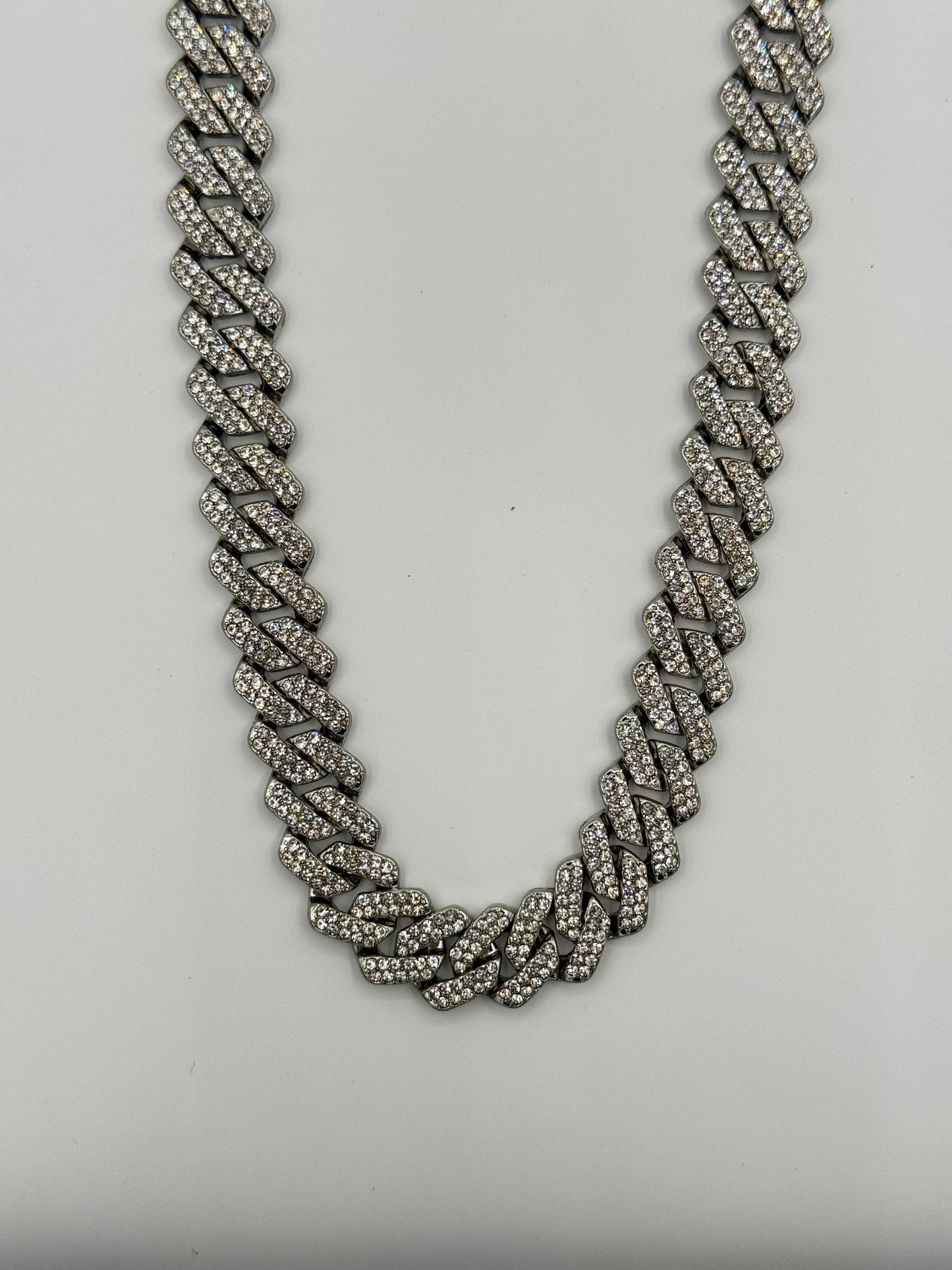 DripZen Cuban Link Iced-Out Chain – Silver Luxury Edition