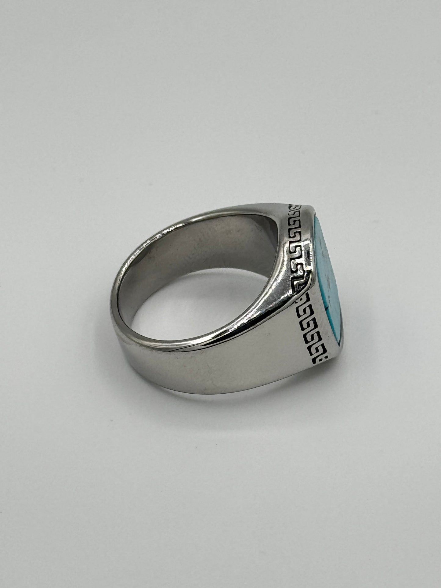 Turquoise Serenity Ring – Polished Silver Minimalist Design