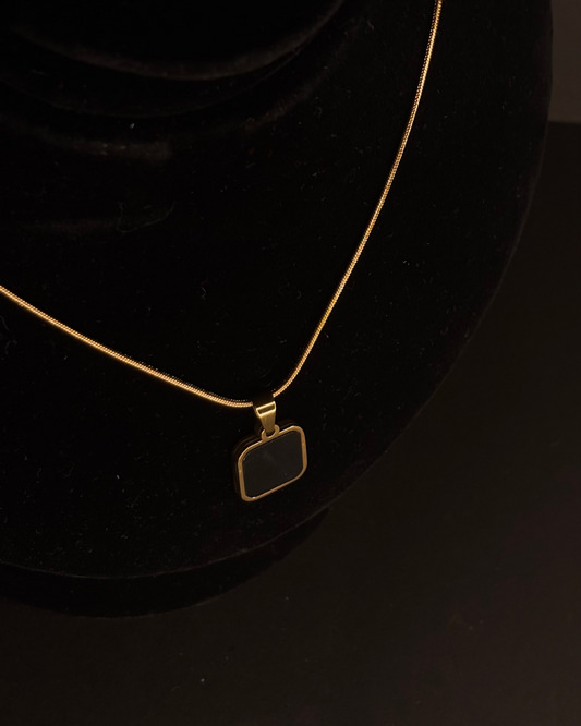 Elegant Dual-Tone Square Pendant Necklace – Gold Chain