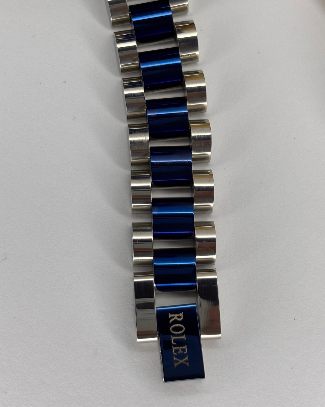 Luxury Rolex Style Bracelet – Timeless Unisex Jewelry (Available in 5 Colors)