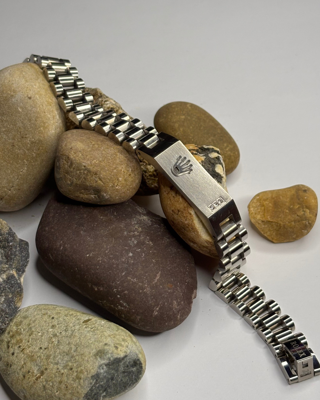 Luxury Rolex Style Bracelet – Timeless Unisex Jewelry (Available in 5 Colors)