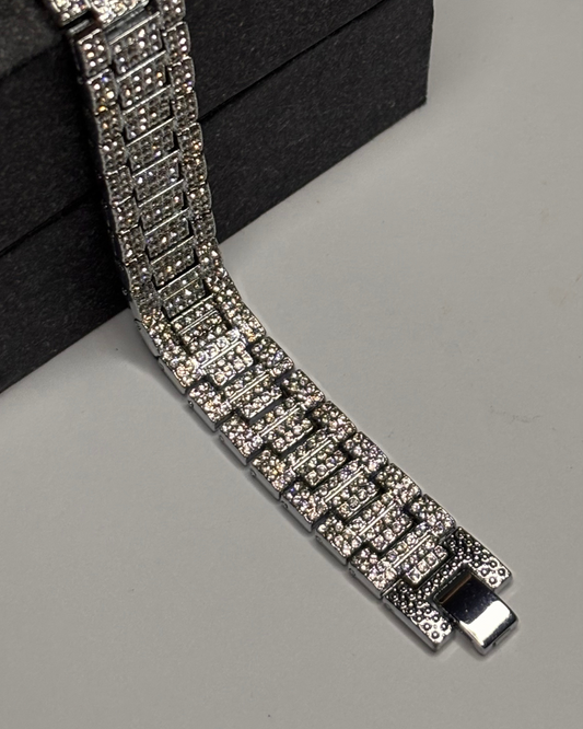 Iced Cuban Link Bracelet – Bold Hip Hop Statement Jewelry (Silver & Gold)