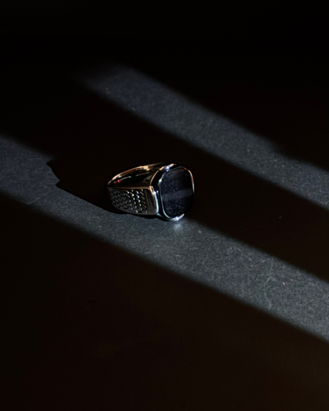Men’s Textured Silver Steel Black Stone Ring | Bold Mesh Design